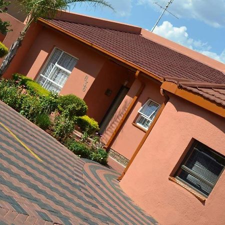 Bed and Breakfast Legae La Tshepo Mogwase Экстерьер фото