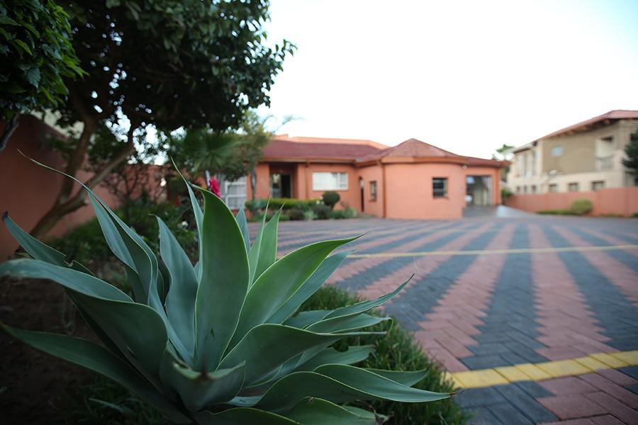 Bed and Breakfast Legae La Tshepo Mogwase Экстерьер фото