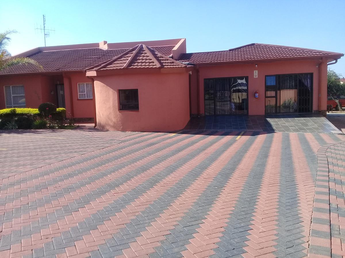 Bed and Breakfast Legae La Tshepo Mogwase Экстерьер фото